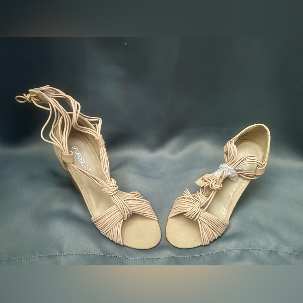 Cream color wedges